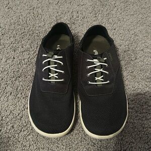 NWOT!! Men’s Dress Sneakers